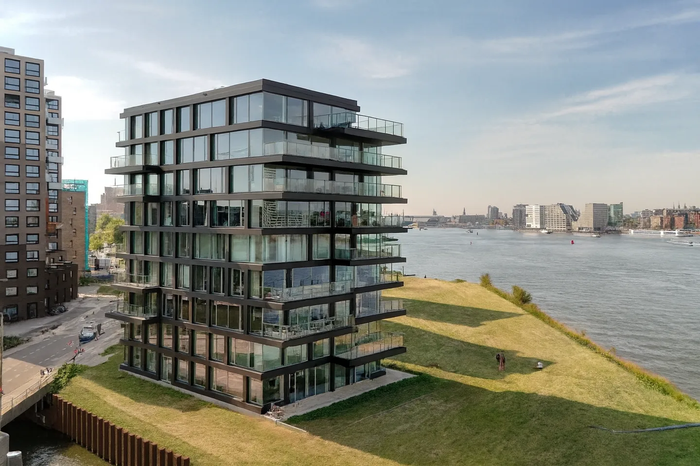 Appartement Grasweg 221 in Amsterdam