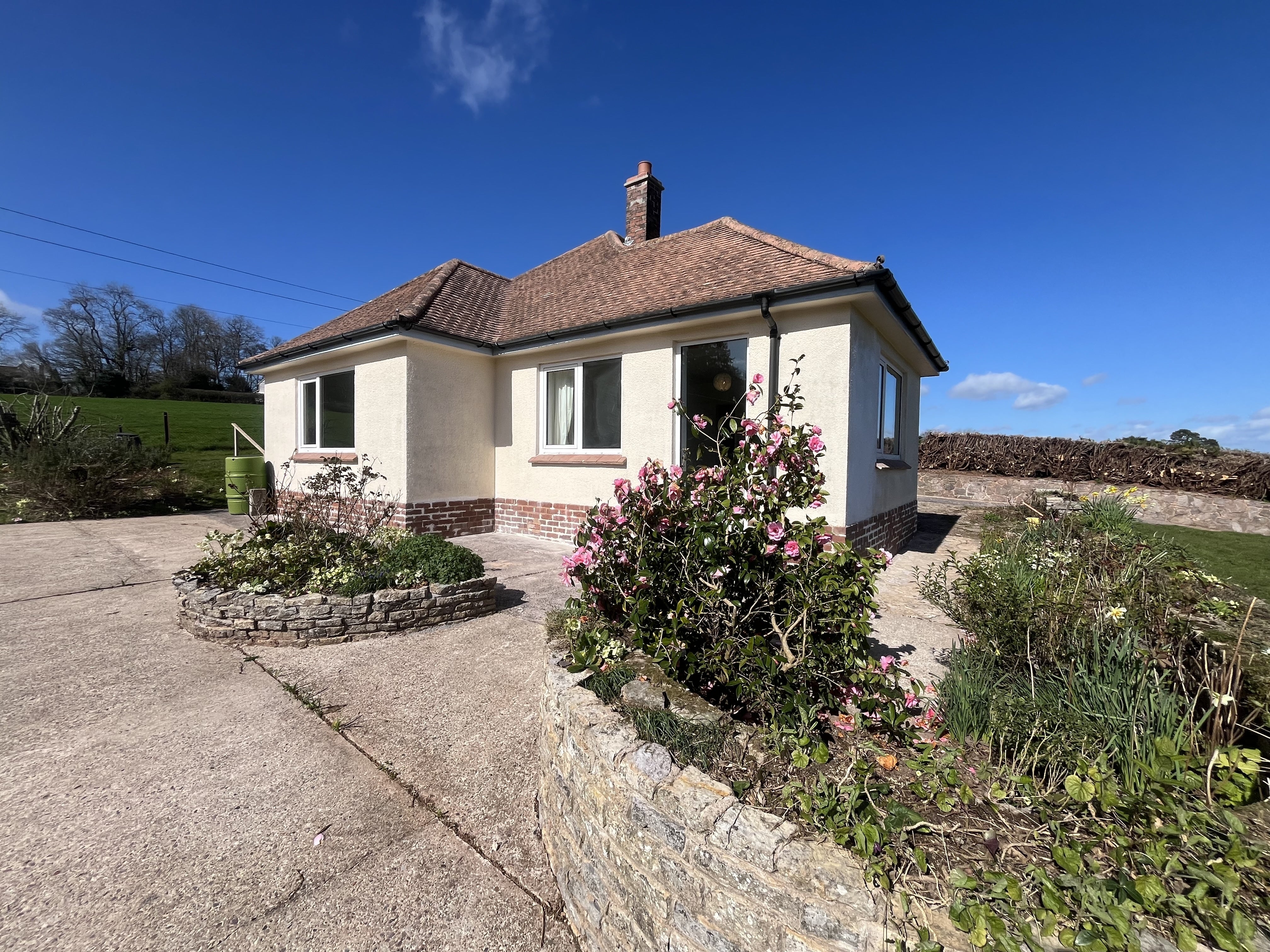 Flat Webberton Lane in Teignbridge