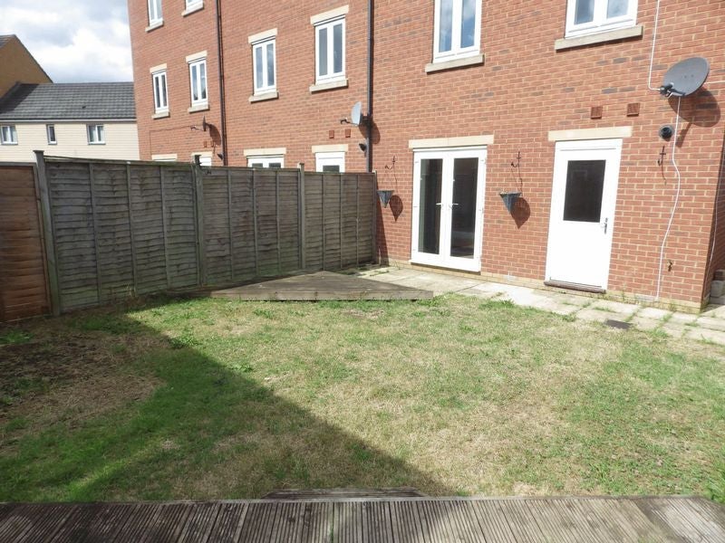Room Hornbeam Close in Bradley Stoke