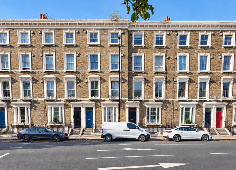Flat Tadema Road in Greater London