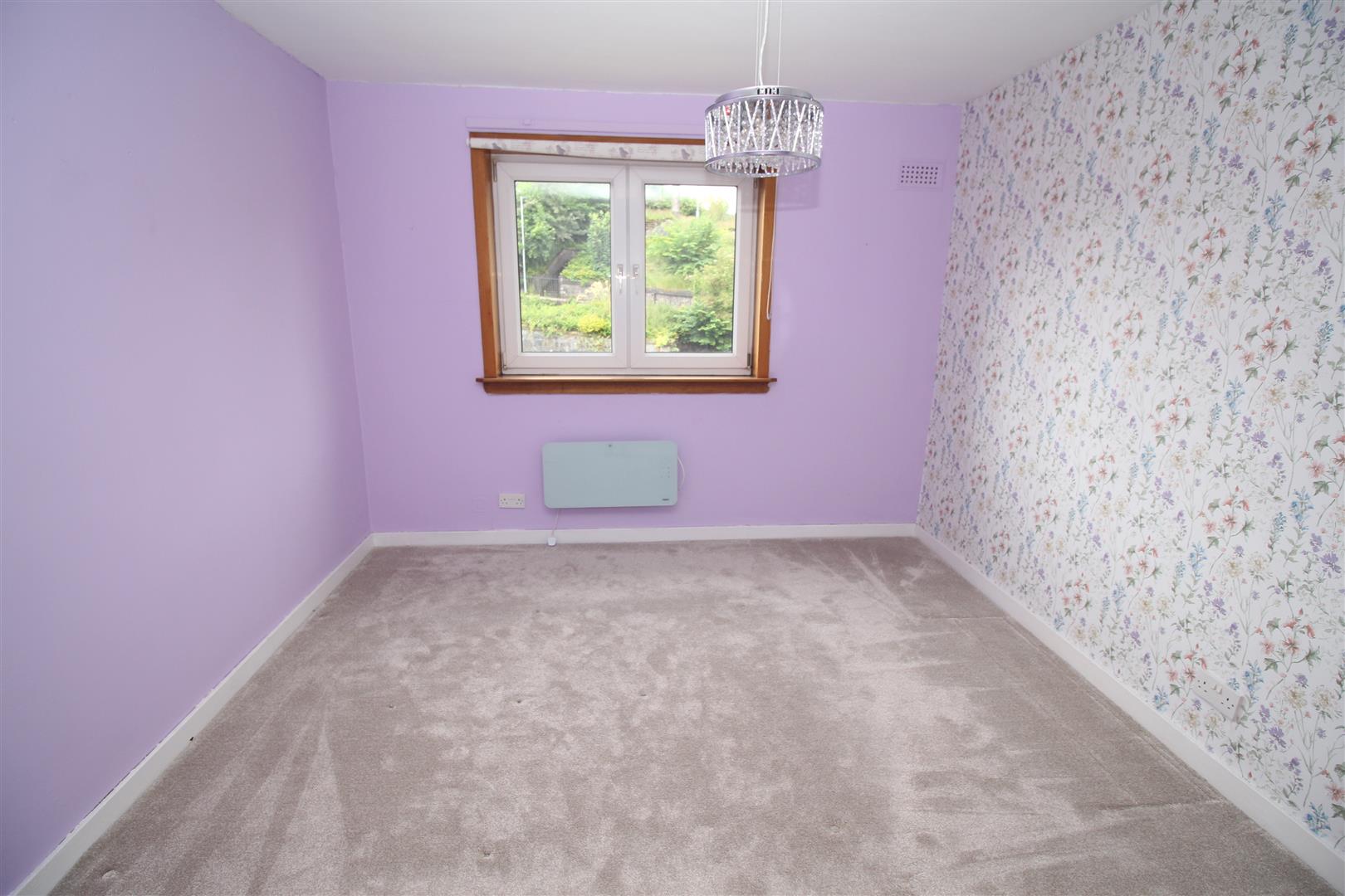Flat Cathcart Street in Greenock