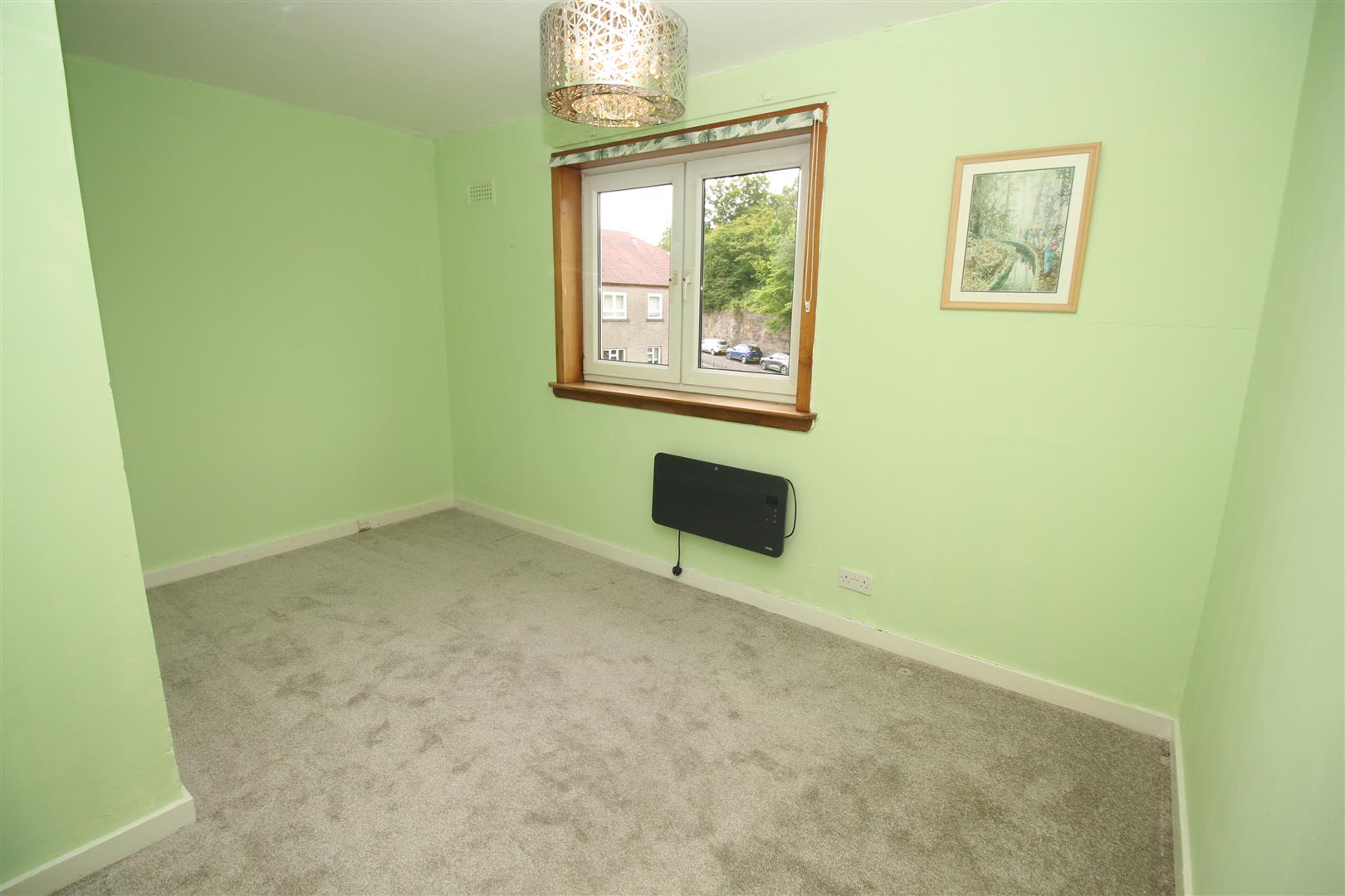 Flat Cathcart Street in Greenock
