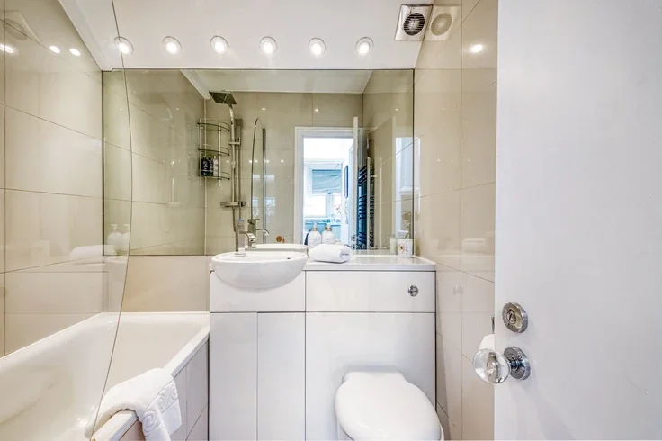 Flat Castellain Road in City of Westminster
