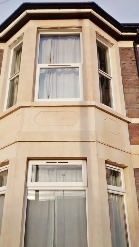 Room Southmead Road in Bristol