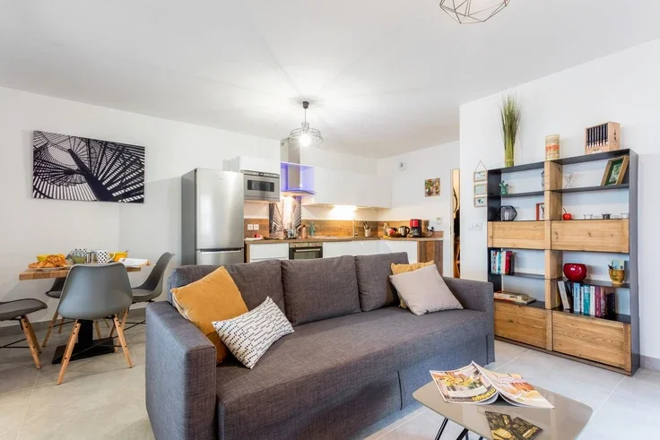 Flat Rue Ray Charles in Montpellier