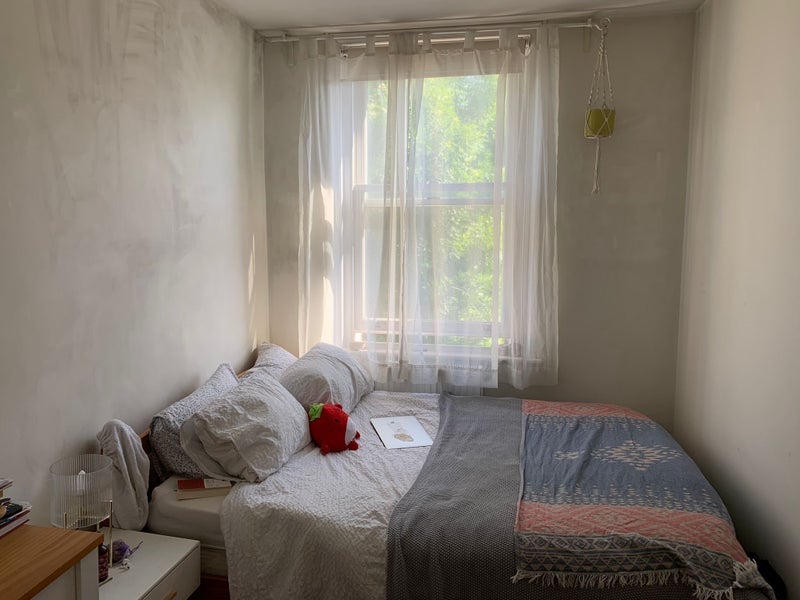 Room Stroud Green Road in Greater London