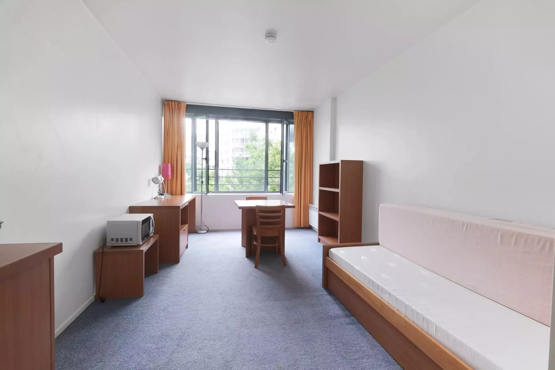 Chambre Rue Fulton à Paris