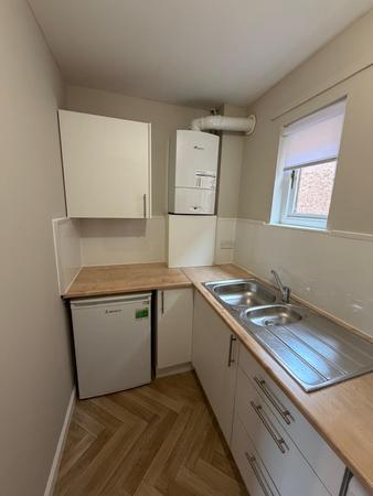 Flat Jerviston Street in New Stevenston