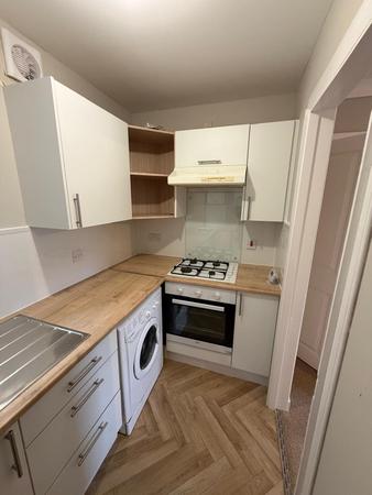 Flat Jerviston Street in New Stevenston