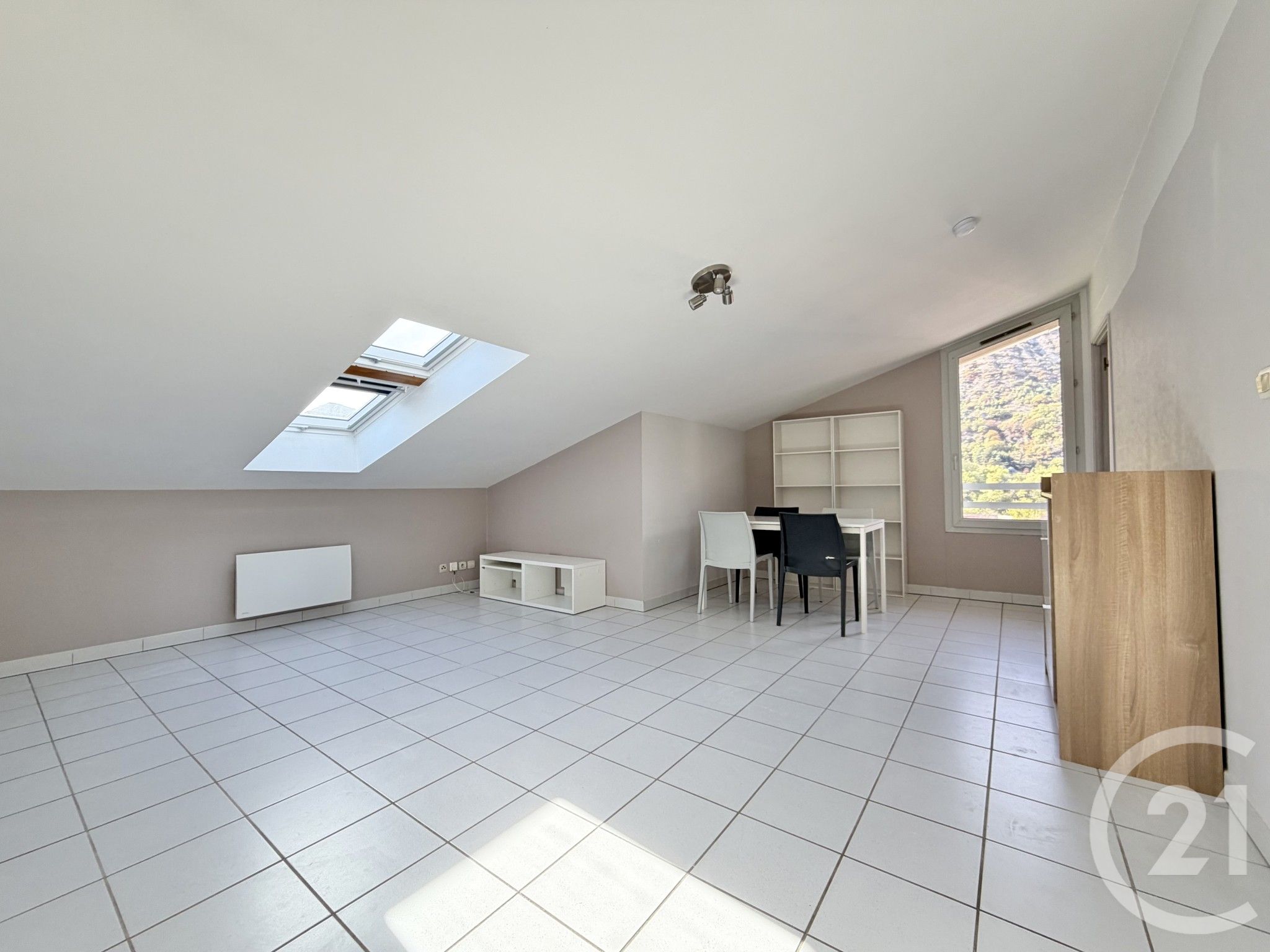 Appartement Rue Xavier Jouvin à Vif