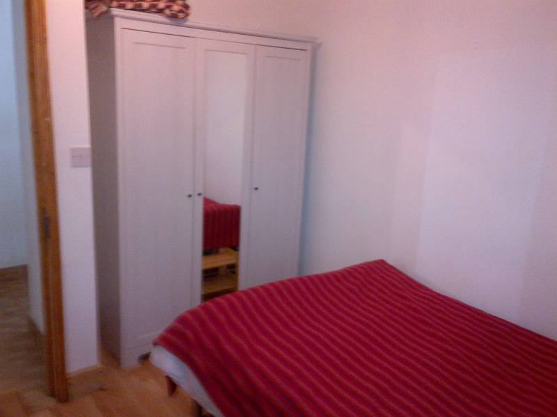 Room Calderon Road in Greater London