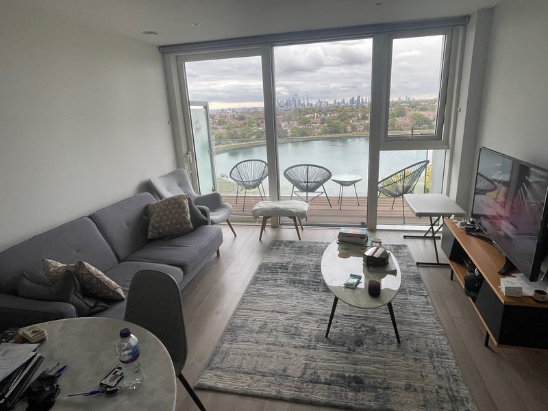 Room Newnton Close in Greater London