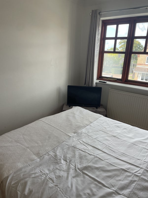 Room Robin Close in Mid Suffolk