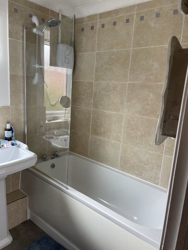 Room Robin Close in Mid Suffolk