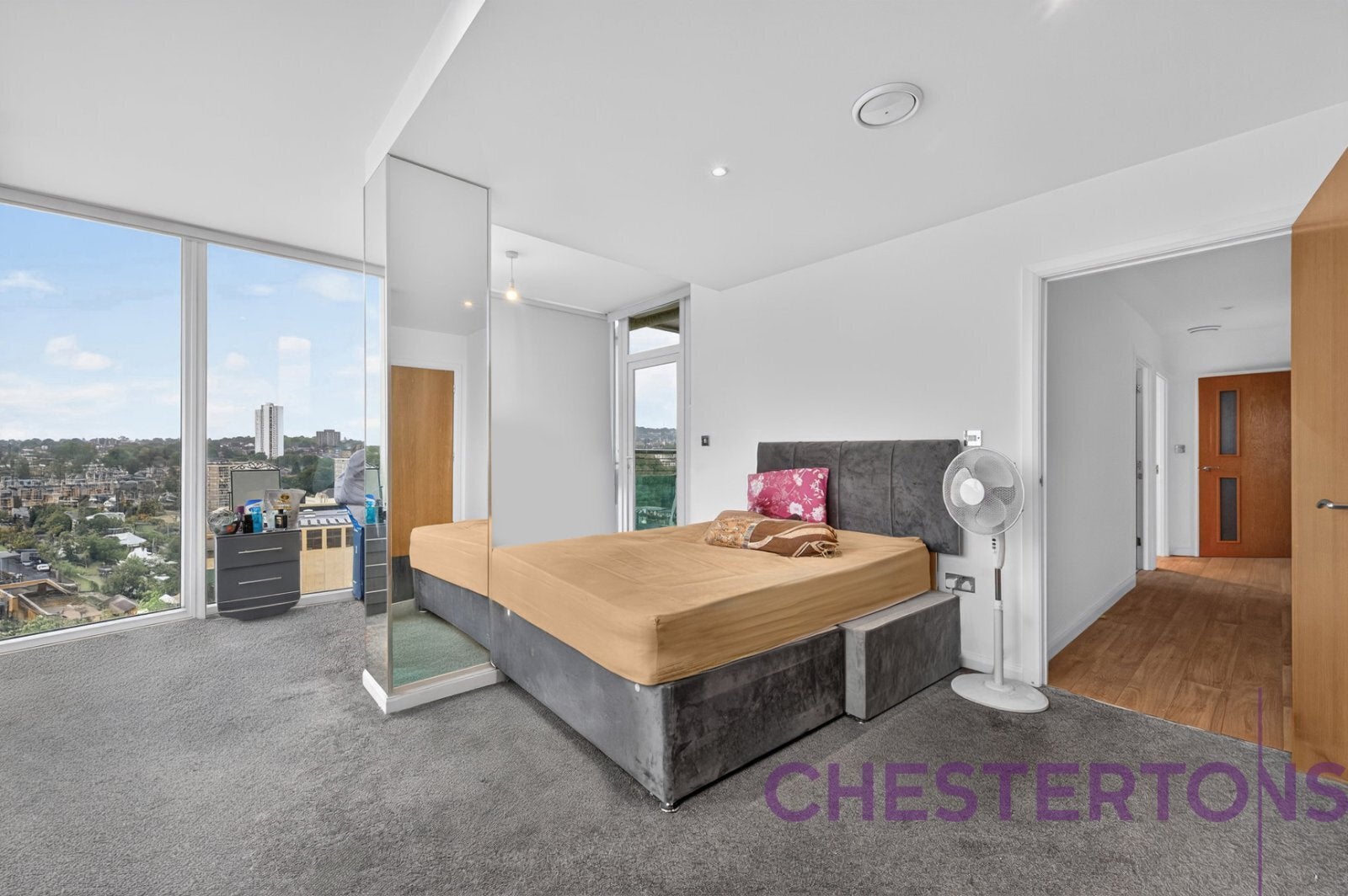 Flat Greens End in Greater London