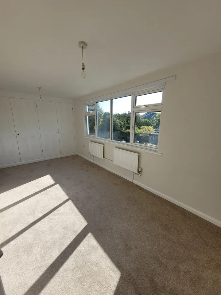 House Squires Close in Mid Sussex