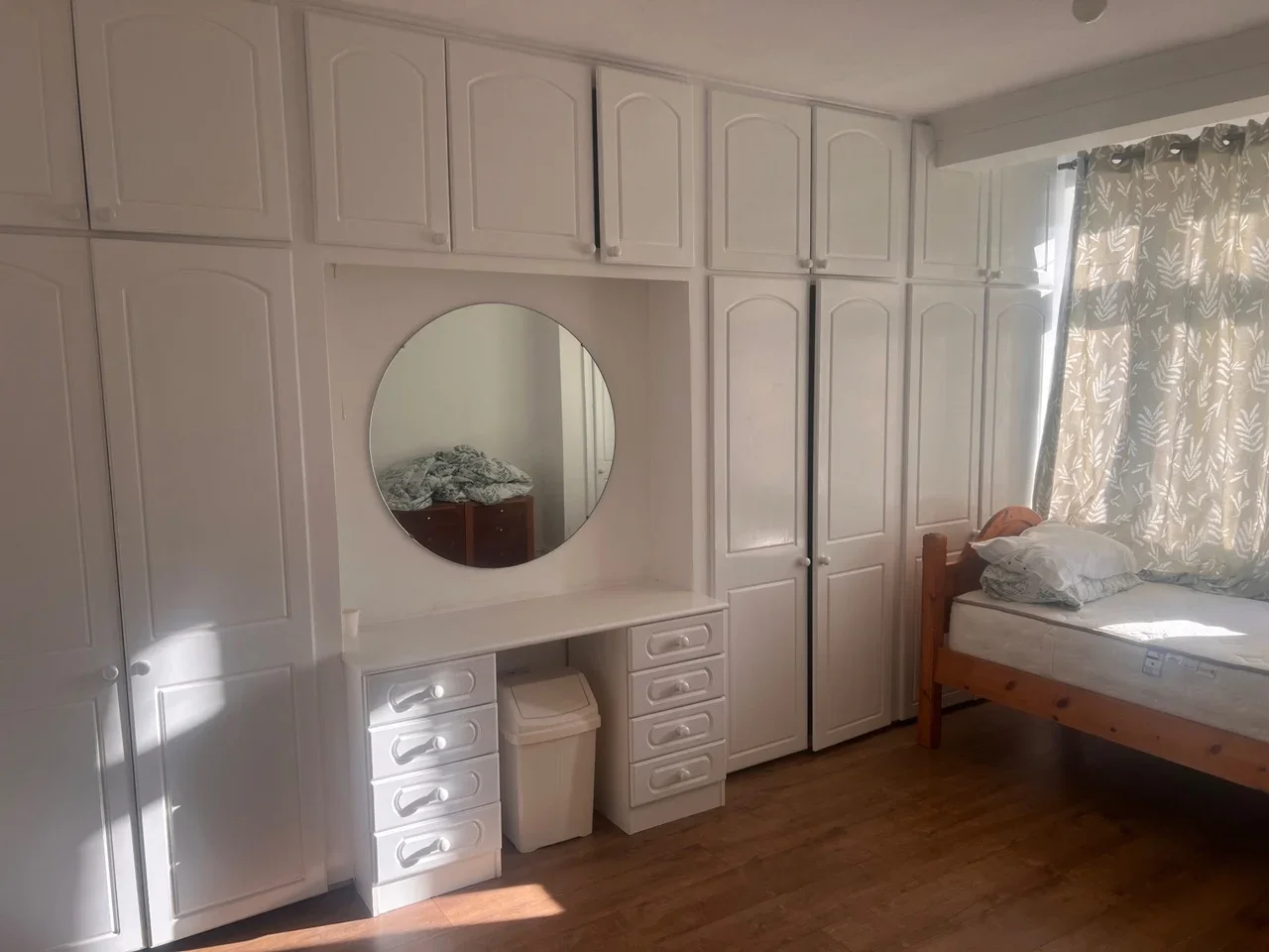 Room Eden Park Avenue in Greater London