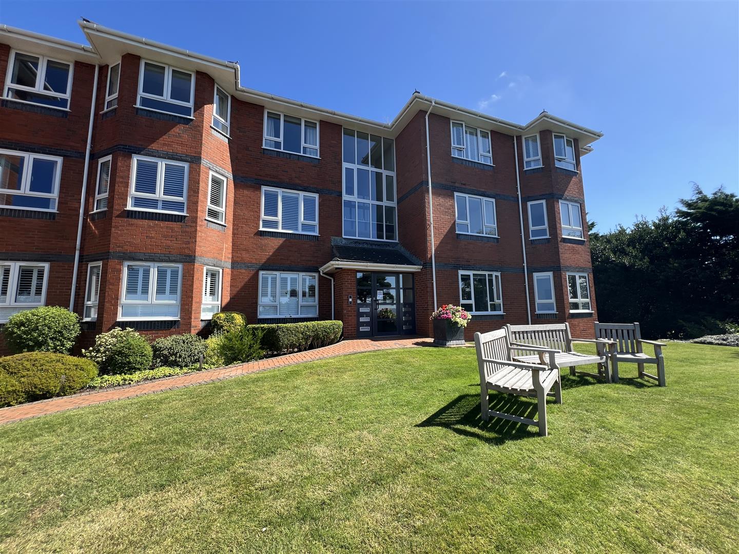 Flat Gerard Road in West Kirby