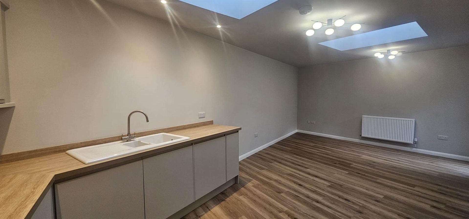 Flat Market Place in Highworth