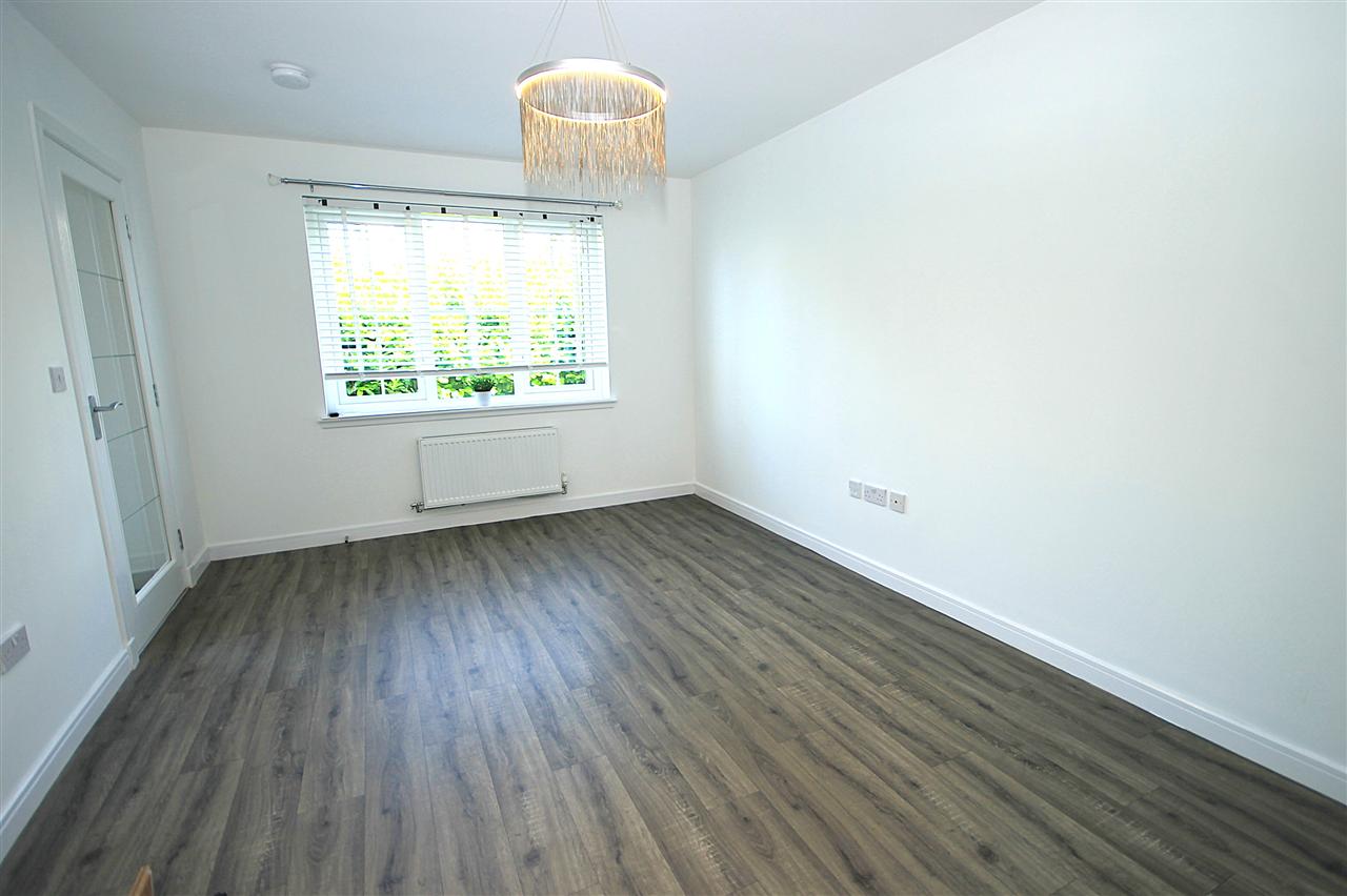 House Cornel Crescent in Chryston