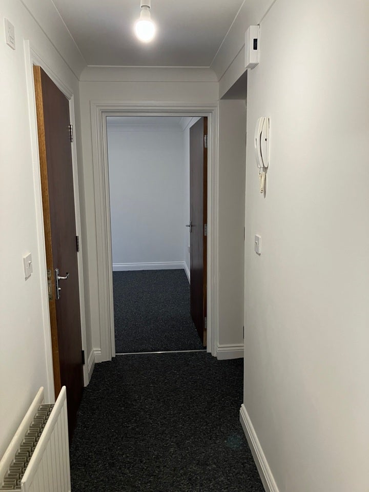 Flat Wimborne Road East in Ferndown