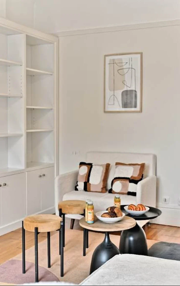 Flat Rue des Dames Augustines in Neuilly-sur-Seine