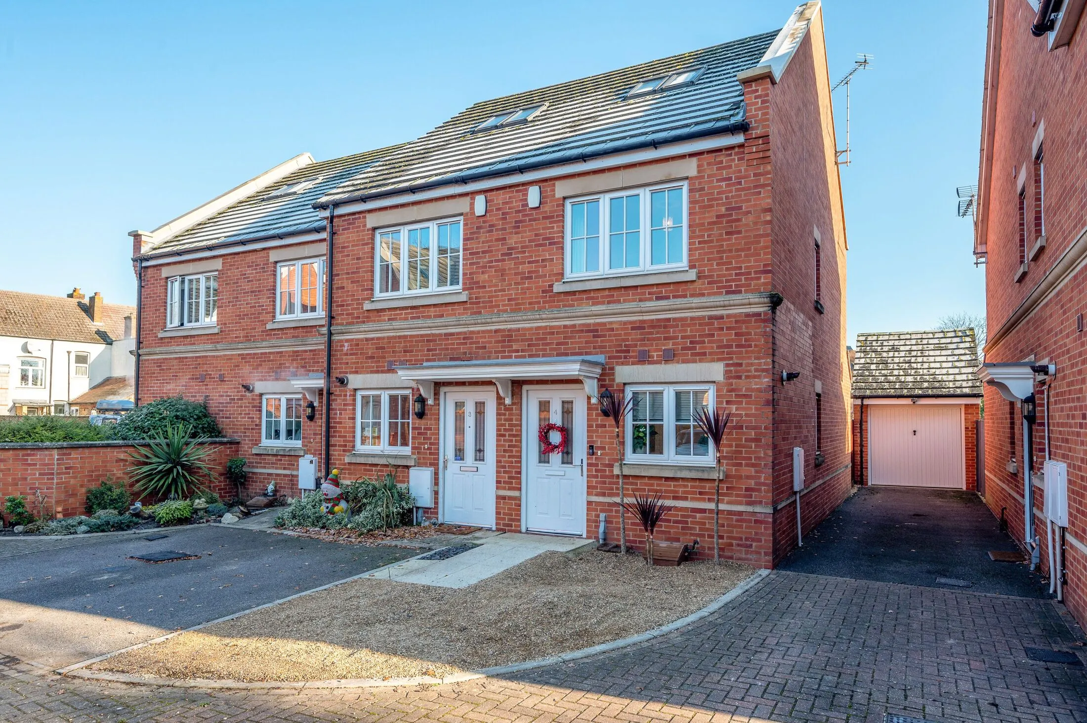 House Stream Close in Woking