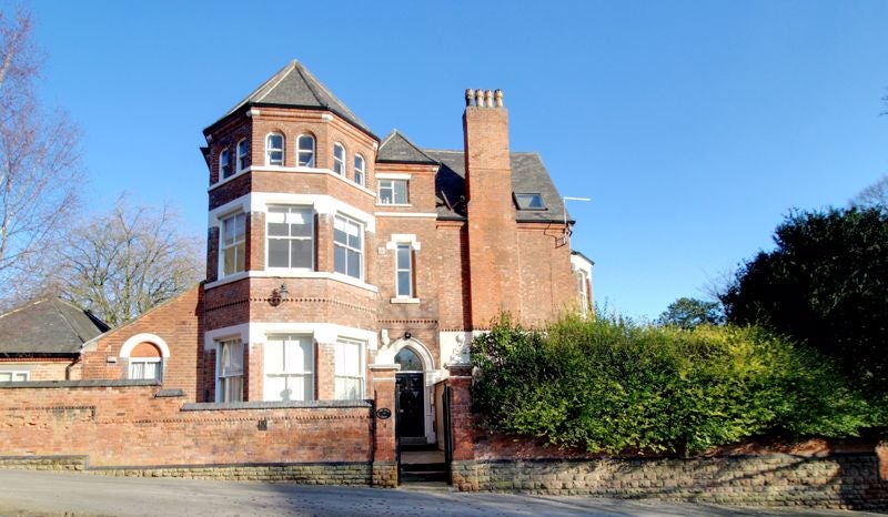 Flat Hucknall Road in Nottingham