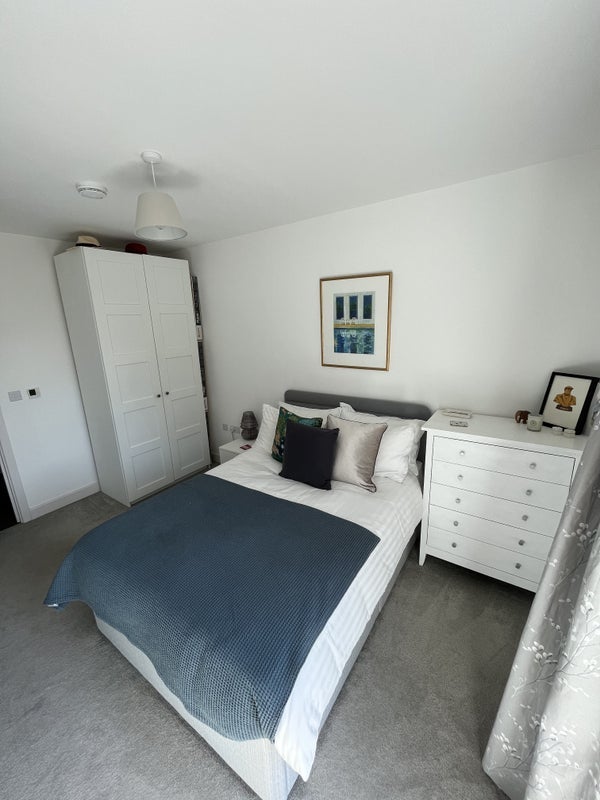 Room Fulham High Street in Greater London