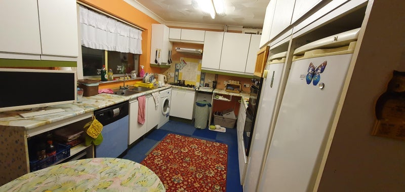 Room Princess Way in Bridgend
