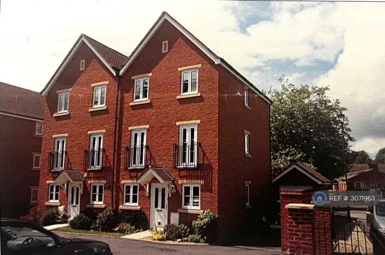 House Lister Close in Exeter