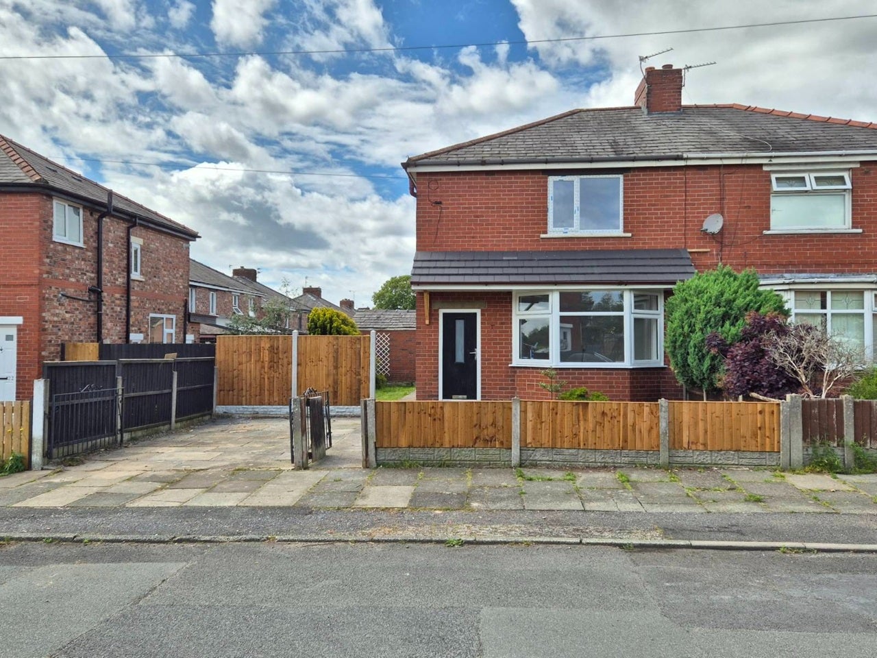 House Norman Avenue in St Helens
