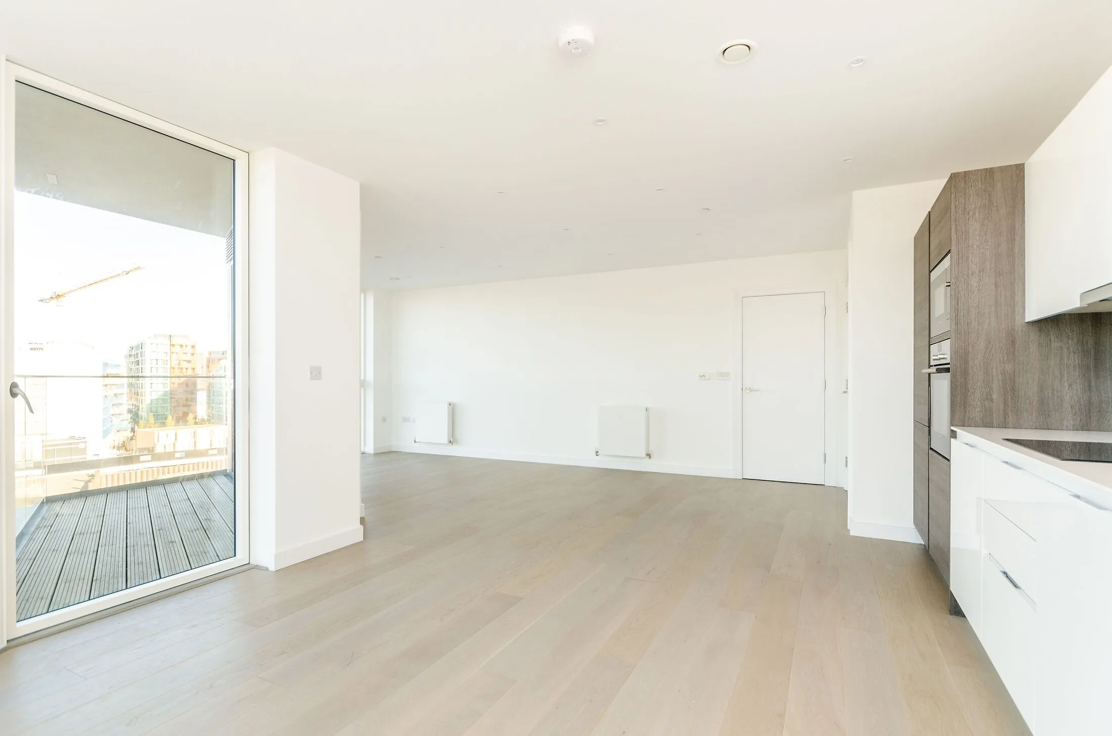 Flat Banning Street in Greater London