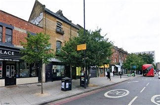 Room Holloway Road in Greater London