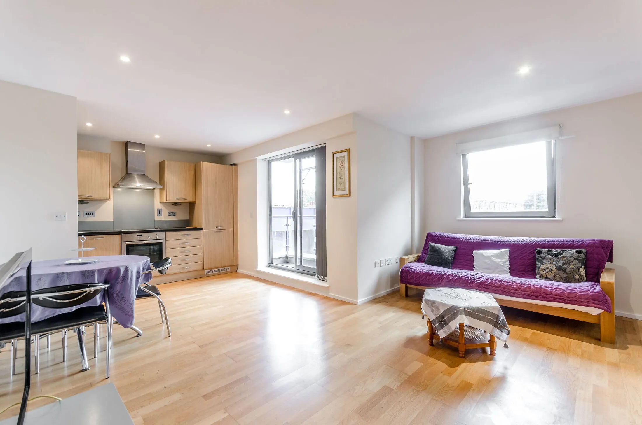 Flat Devonport Street in Greater London