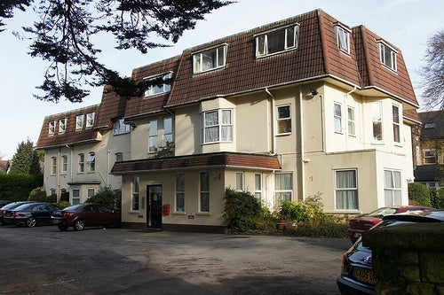 Flat Derby Road in Bournemouth