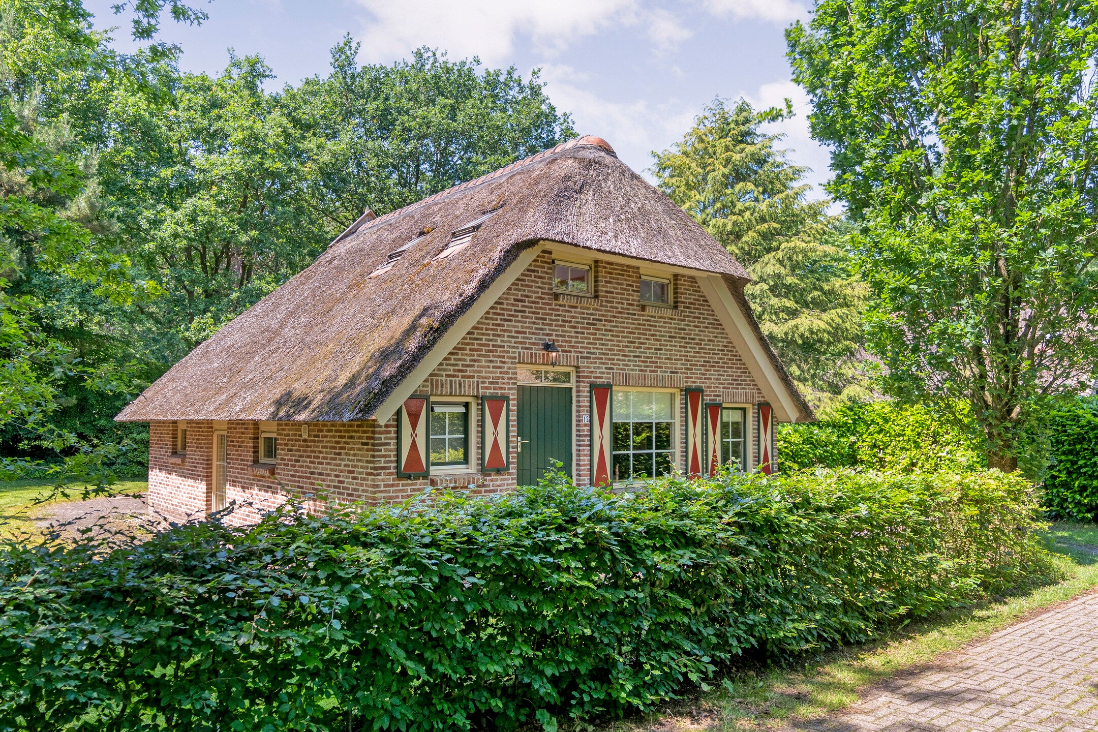 Huis Veldhuisweg 4 12 in IJhorst