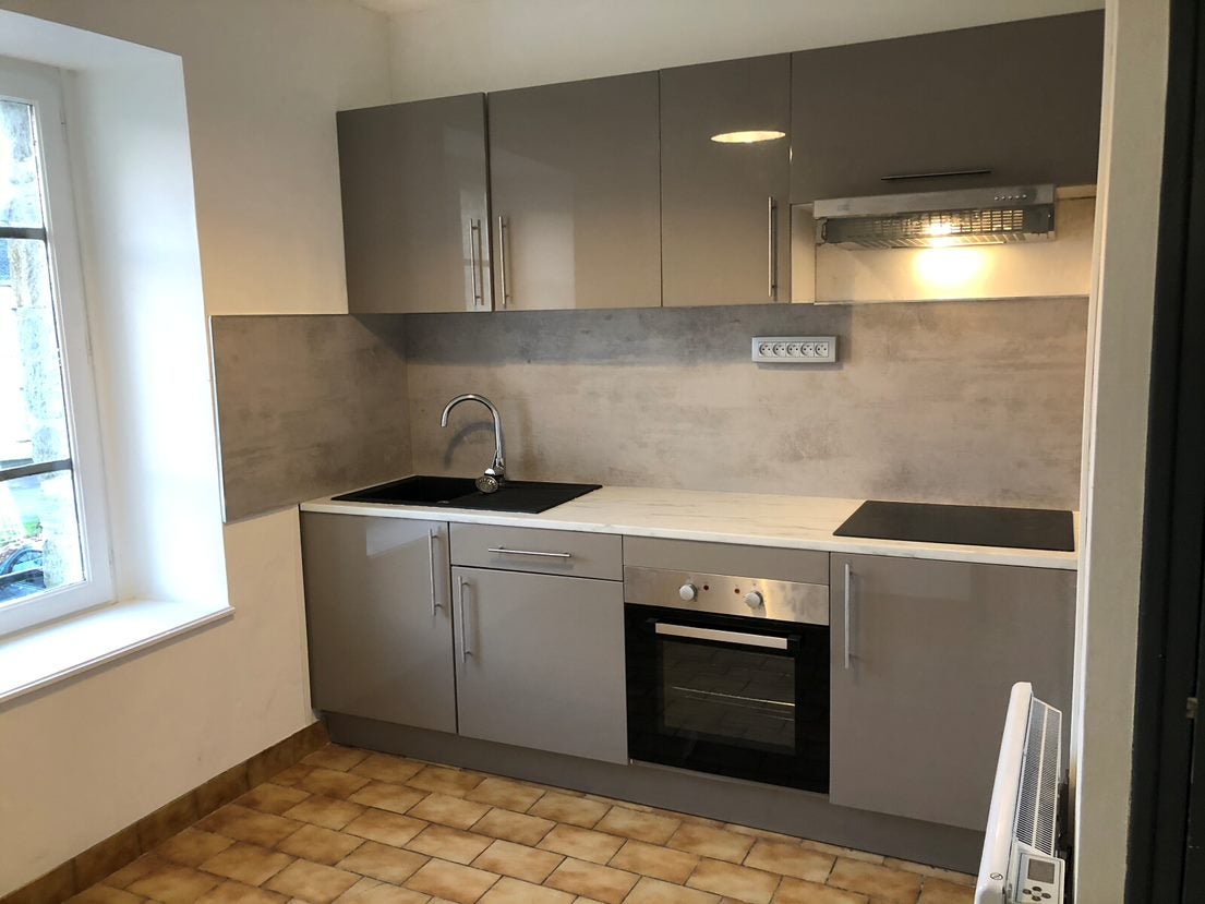 Appartement Place de la Mairie à Saint-Méen-le-Grand