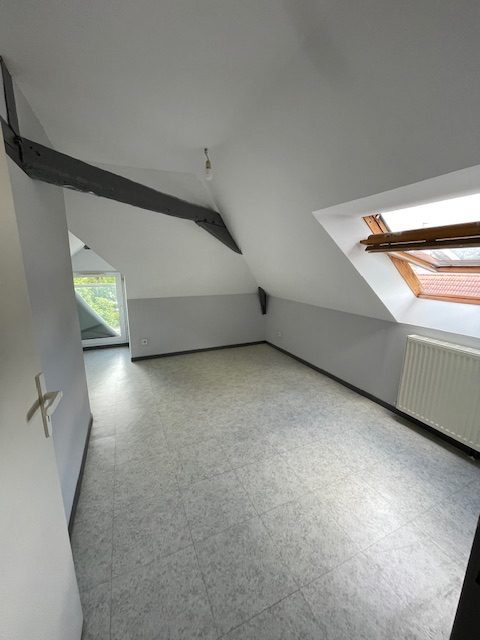 Appartement Place Edouard Servat à Mehun-sur-Yèvre