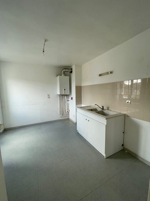Appartement Place Edouard Servat à Mehun-sur-Yèvre