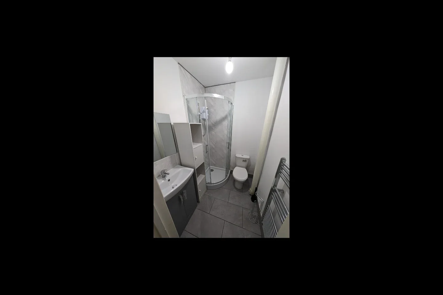 Room Blake Avenue in Greater London