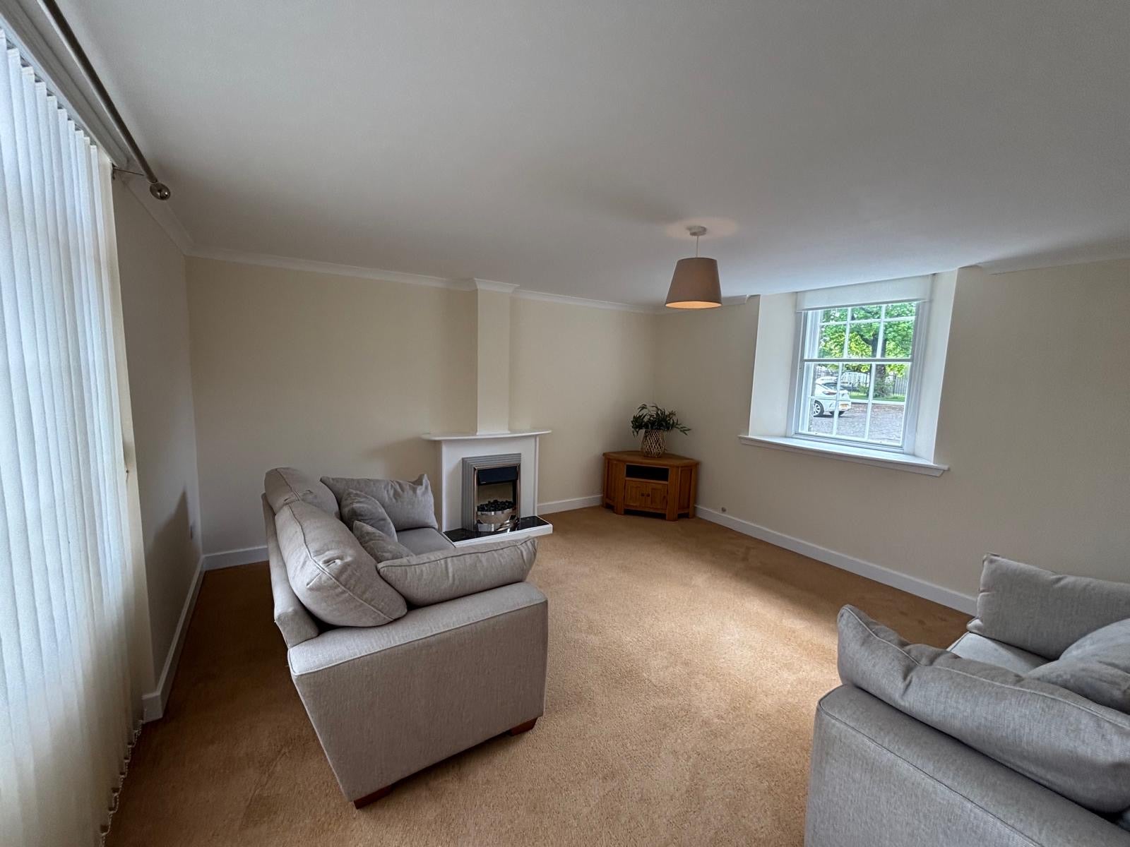 House Moss Road in Tillicoultry
