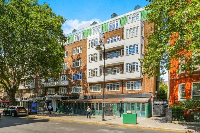 Flat Old Brompton Road in Greater London