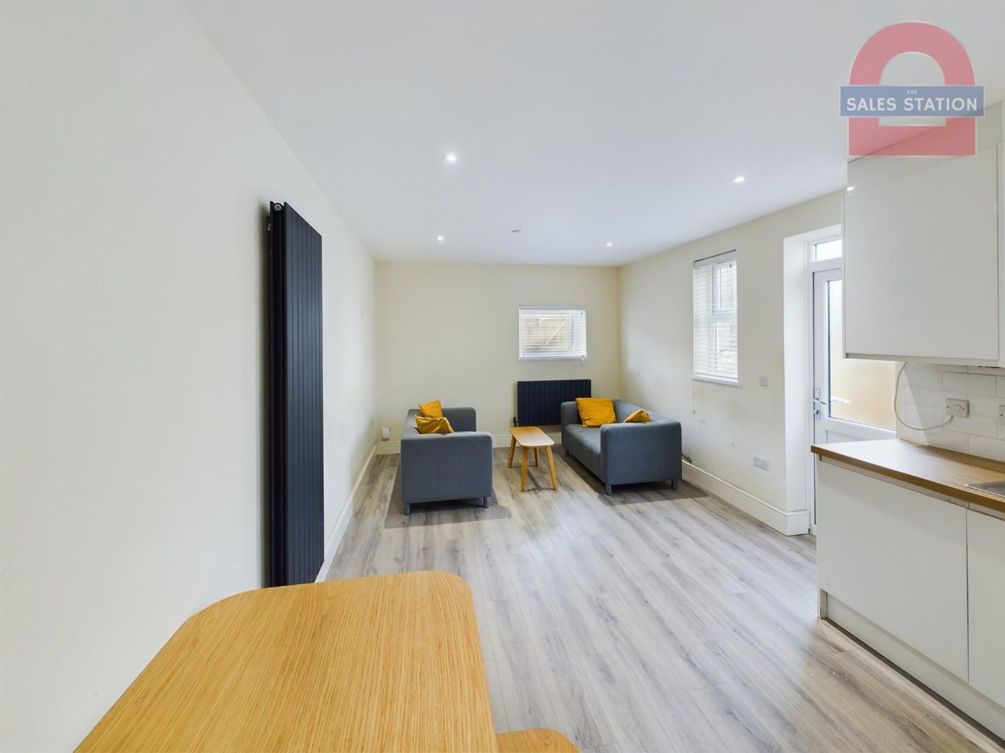 Flat Whitchurch Road in Cardiff