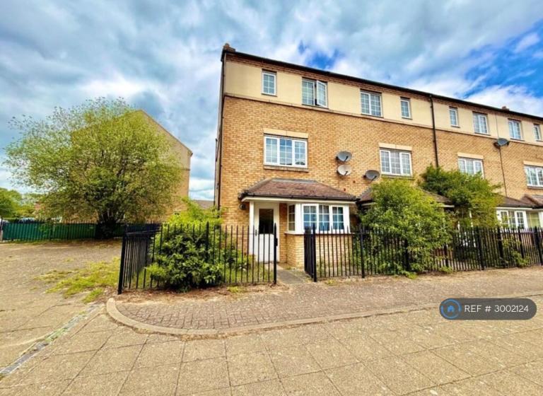 House Wilks Walk in Northampton