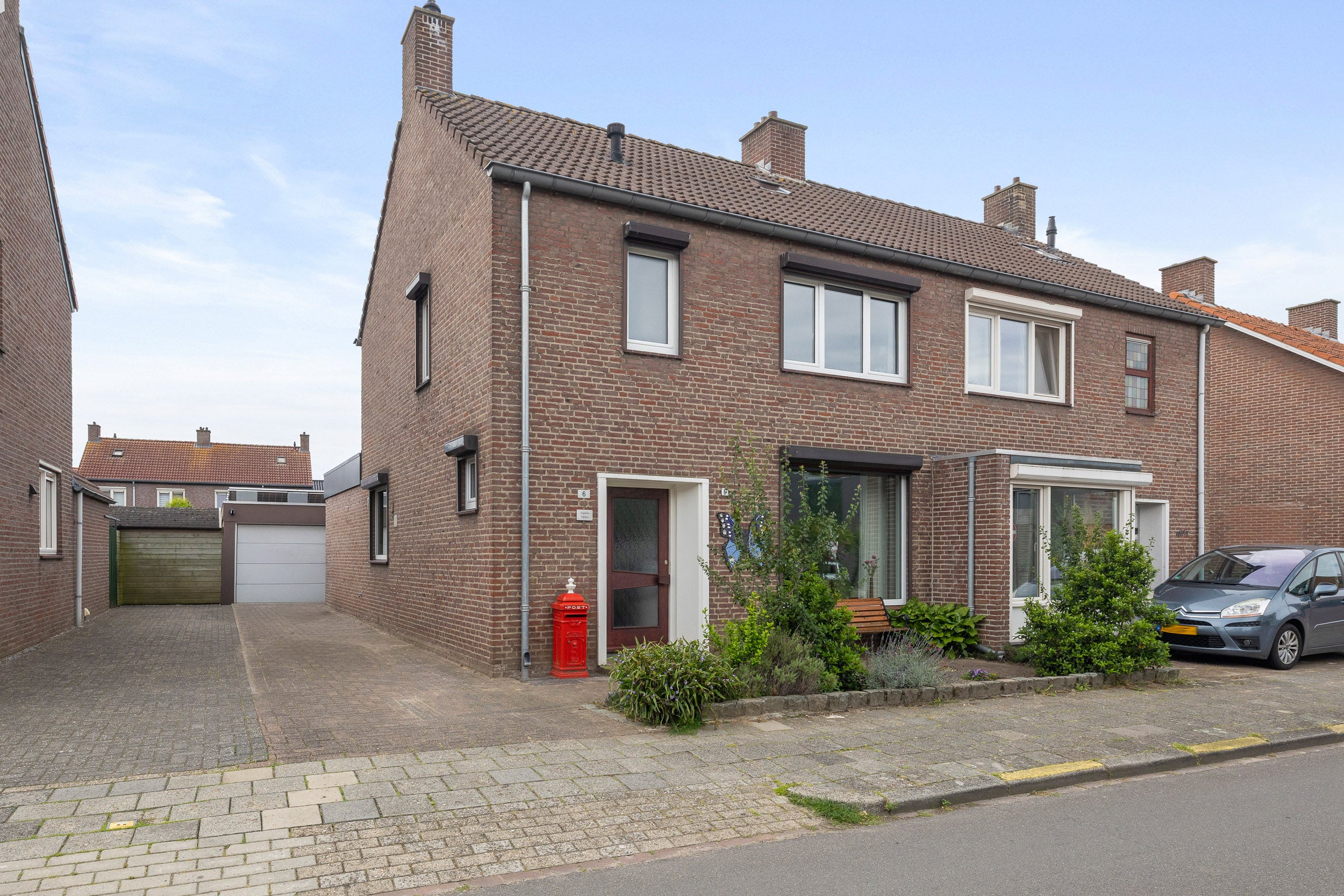 Huis Julianastraat 6 in Panningen