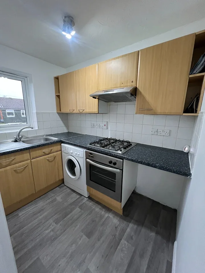 Flat Birkbeck Road in Greater London
