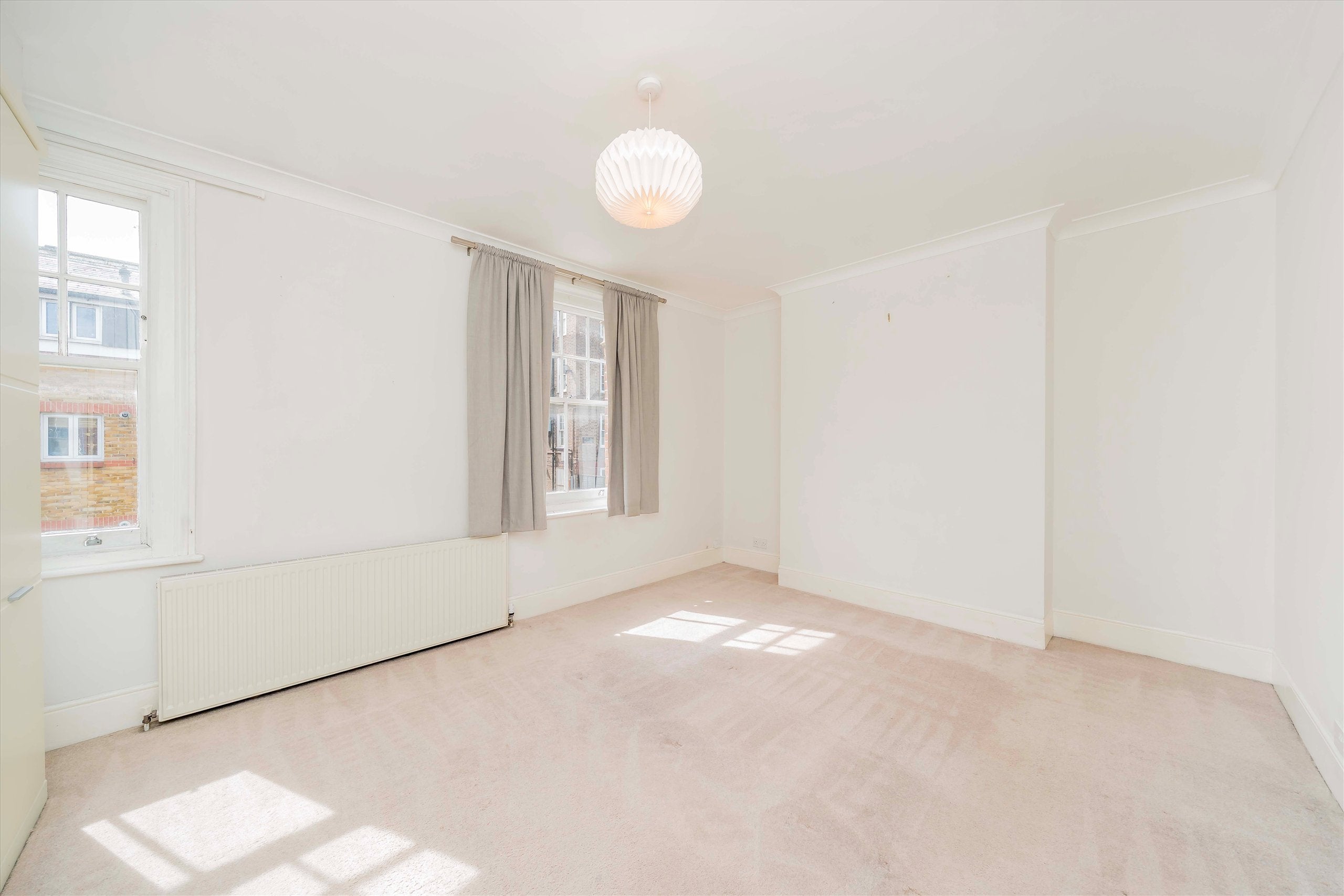 House Orsett Street in Greater London