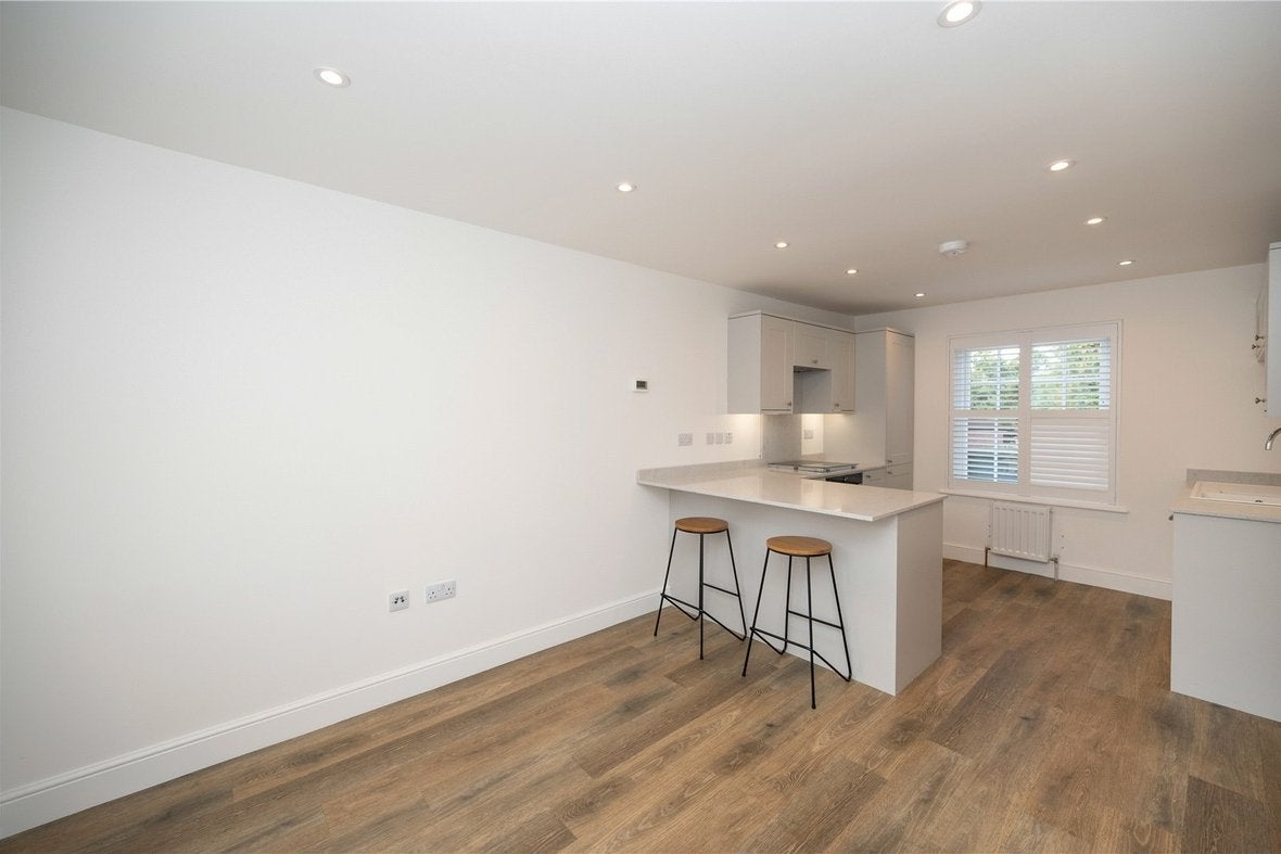 Flat Edmund Beaufort Drive in St Albans