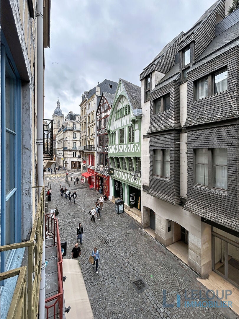 Flat Rue Saint-Éloi in Rouen